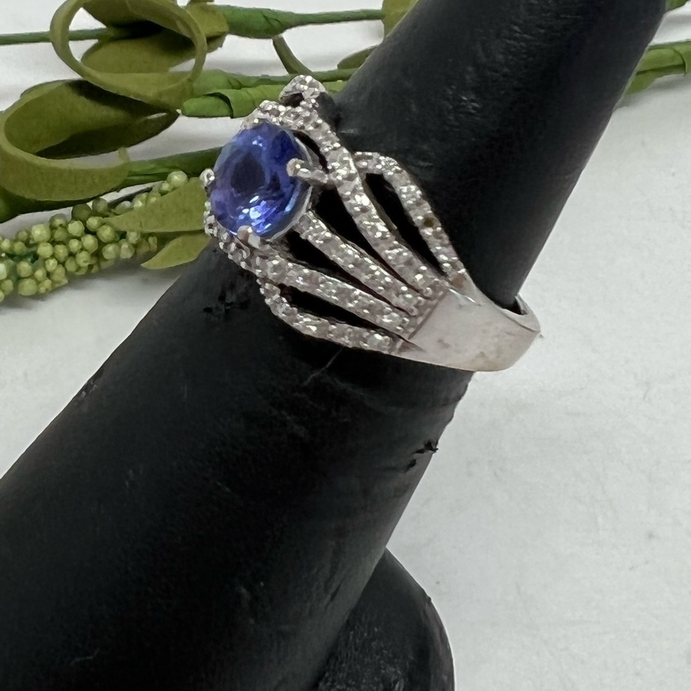 18K Solid White Gold Tanzanite Diamond Ring Sz 5.5 - Picture 8 of 16